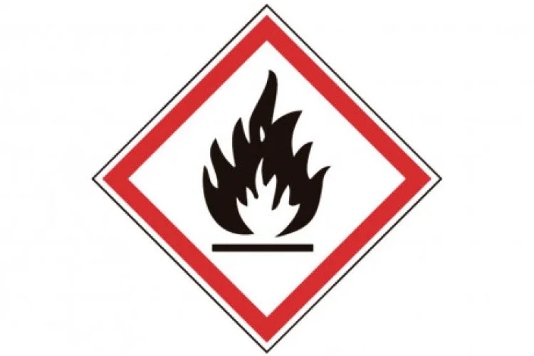 senalizacion-adhesivos-materias-peligrosas-peligro-de-incendio